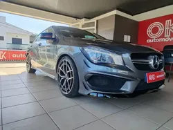 Cinzento Usado 2015 Mercedes CLA45 AMG Shooting Brake AMG Carrinha | € 34.900