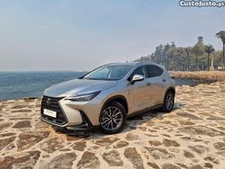 Branco Usado 2023 Lexus NX450h+ Executive Line SUV | € 67.650