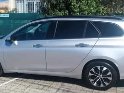 Branco Usado 2018 Fiat Doblò Monovolume | € 12.800 (Preço justo)