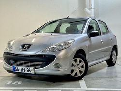 Cinzento Usado 2009 Peugeot 206 | € 3.250
