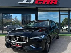 Preto Usado 2021 Volvo V60 Carrinha | € 26.750 (Preço justo)