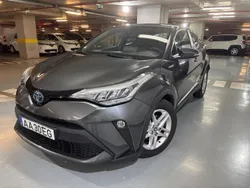 Cinza Usado 2020 Toyota C-HR Comfort SUV | € 26.900 (Preço justo)