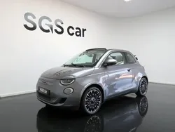 Cinza Usado 2021 Fiat 500e La Prima Cabrios | € 22.800 (Bom preço)