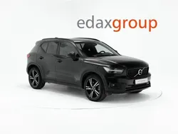 Preto Usado 2020 Volvo XC40 R-Design SUV | € 30.990 (Preço justo)