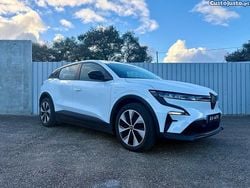 Branco Usado 2022 Renault Mégane Evolution SUV | € 21.900 (Bom preço)
