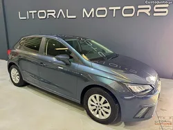 Cinza Usado 2023 Seat Ibiza Style | € 14.990 (Bom preço)