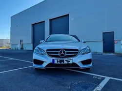 Cinzento Usado 2015 Mercedes E300 Sedan | € 23.200 (Caro)