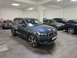 Azul Usado 2022 Volvo XC40 SUV | € 36.000 (Preço justo)