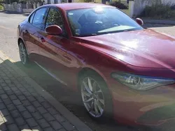 Vermelho Usado 2017 Alfa Romeo Giulia Sedan | € 24.500 (Preço justo)
