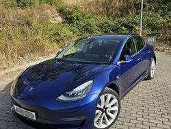 Usado 2020 Tesla Model 3 Sedan | € 21.900 (Bom preço)