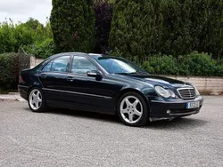 Usado 2000 Mercedes C220 Avantgarde Sedan | € 5.200 (Preço justo)