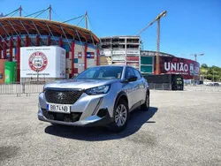 Cinzento Usado 2023 Peugeot 2008 SUV | € 23.990 (Preço justo)