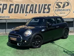 Preto Usado 2016 Mini Cooper Citadino | € 19.499 (Preço justo)