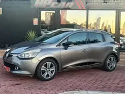 Cinza escuro Usado 2015 Renault Clio GrandTour Dynamique Carrinha | € 8.990 (Preço elevado)