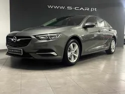 Cinzento Usado 2017 Opel Insignia Citadino | € 11.990 (Preço justo)