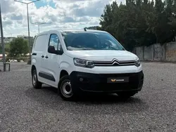 Branco Usado 2020 Citroën Berlingo Monovolume | € 11.900 (Bom preço)