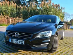 Preto Usado 2017 Volvo V60 Carrinha | € 13.990 (Bom preço)
