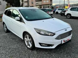 Branco Usado 2014 Ford Focus Titanium Carrinha | € 11.750 (Caro)