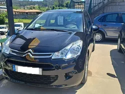 Preto Usado 2016 Citroën C3 Comfort Citadino | € 9.250 (Preço justo)