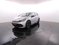 Cinzento Usado 2023 Cupra Born Citadino | € 31.900 (Preço justo)