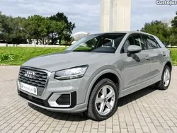 Cinza Usado 2019 Audi Q2 Sport SUV | € 22.950 (Preço justo)