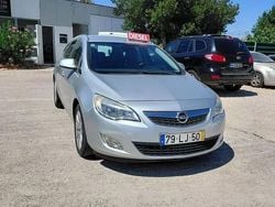 Cinza prata Usado 2011 Opel Astra Cosmo Carrinha | € 8.500 (Preço elevado)