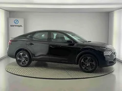 Preto Usado 2024 Citroën C4 PureTech Sedan | € 23.490 (Preço justo)