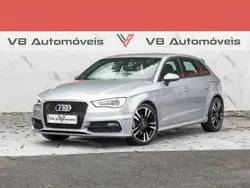 Cinzento Usado 2015 Audi A3 Sportback S-Line Citadino | € 14.490 (Preço justo)
