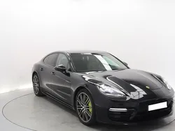 Preto Usado 2021 Porsche Panamera 4 Sedan | € 84.999 (Preço elevado)