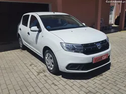 Branco Usado 2017 Dacia Sandero Comfort Citadino | € 7.500 (Bom preço)