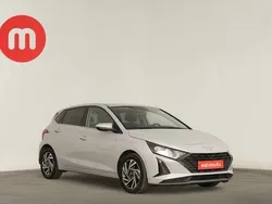 Cinzento Usado 2023 Hyundai i20 Comfort | € 15.999 (Bom preço)