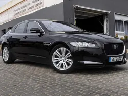 Usado 2017 Jaguar XF Sedan | € 19.900