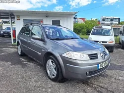 Cinza Usado 2003 Renault Mégane II Luxe Carrinha | € 3.750
