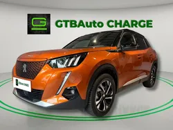 Laranja Usado 2022 Peugeot e-2008 GT SUV | € 23.999 (Preço justo)