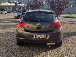Usado 2011 Opel Astra Enjoy Sedan | € 3.990 (Super Preço)