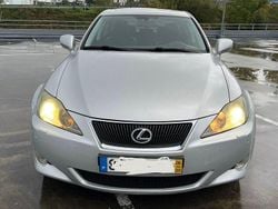 Usado 2006 Lexus IS220d Luxury Line Sedan | € 6.500
