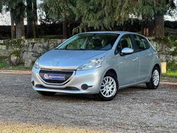 Cinzento Usado 2014 Peugeot 208 Citadino | € 8.490 (Preço elevado)