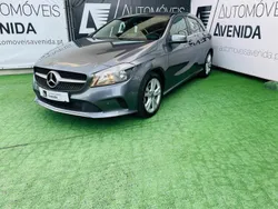 Antracite Usado 2018 Mercedes A180 Urban | € 25.000 (Caro)