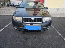 Usado 2001 Skoda Fabia Sedan | € 1.750 (Preço elevado)