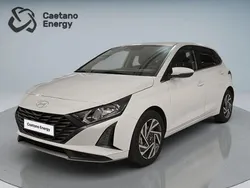 Atlas white (sólida) Usado 2023 Hyundai i20 Comfort | € 16.250 (Preço justo)