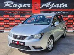 Cinzento (metalizado) Usado 2014 Seat Ibiza Reference Citadino | € 10.950 (Preço elevado)