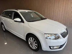 Branco Usado 2017 Skoda Octavia Ambition | € 11.500 (Preço justo)