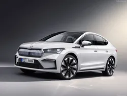 Cinzento Usado 2021 Skoda Enyaq iV SUV | € 33.000 (Preço justo)