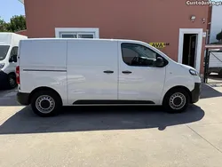 Branco Usado 2023 Opel Vivaro-e Combi Van | € 29.990