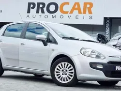 Cinzento Usado 2011 Fiat Punto Evo Life Citadino | € 5.900 (Preço justo)