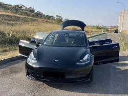 Usado 2019 Tesla Model 3 Sedan | € 22.500 (Bom preço)