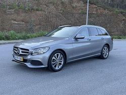 Usado 2015 Mercedes C300e Sedan | € 17.900