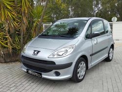 Cinzento Usado 2008 Peugeot 1007 Citadino | € 5.990