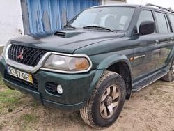 Usado 2000 Mitsubishi Pajero Sport SUV | € 8.500