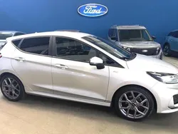 Cinza Usado 2022 Ford Fiesta ST-Line Citadino | € 17.900 (Preço justo)